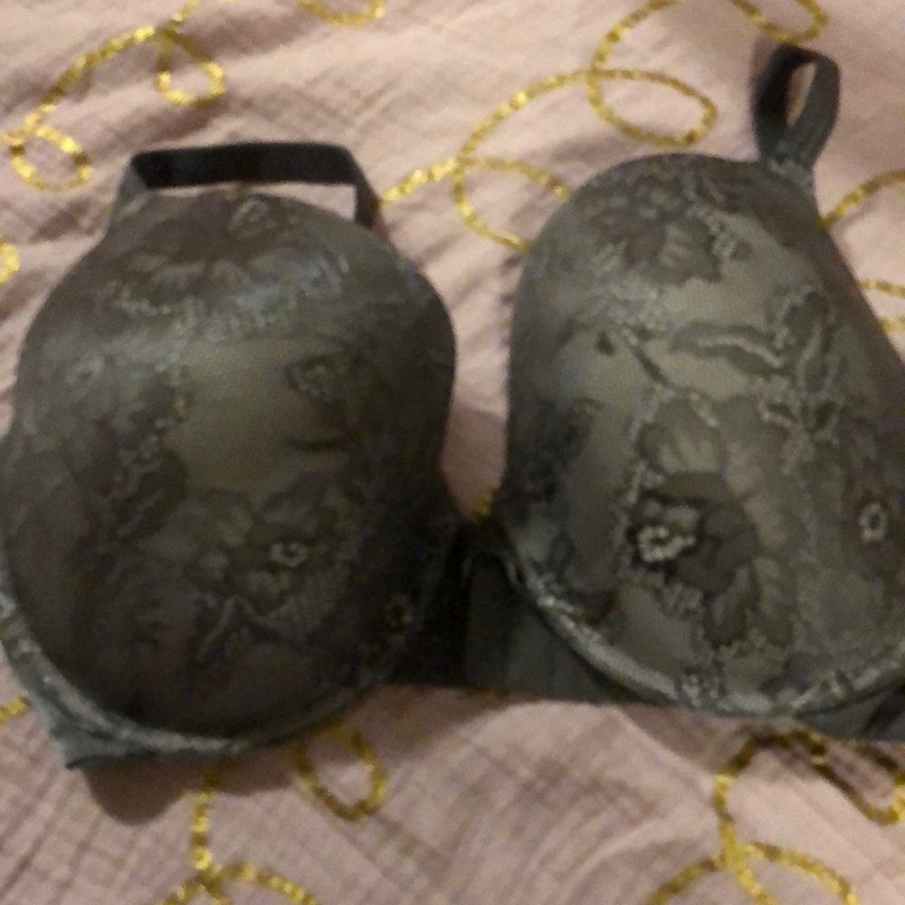 Maidenform full coverage bra